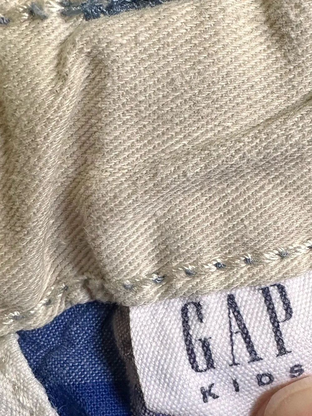 Gap kids plaid shorts, size 8
